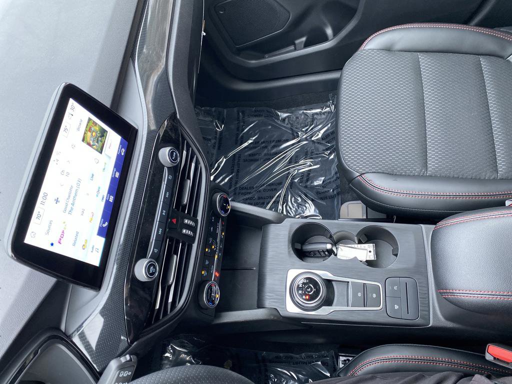 New 2026 Ford Escape ST-Line w/ Cold Weather Package image 21