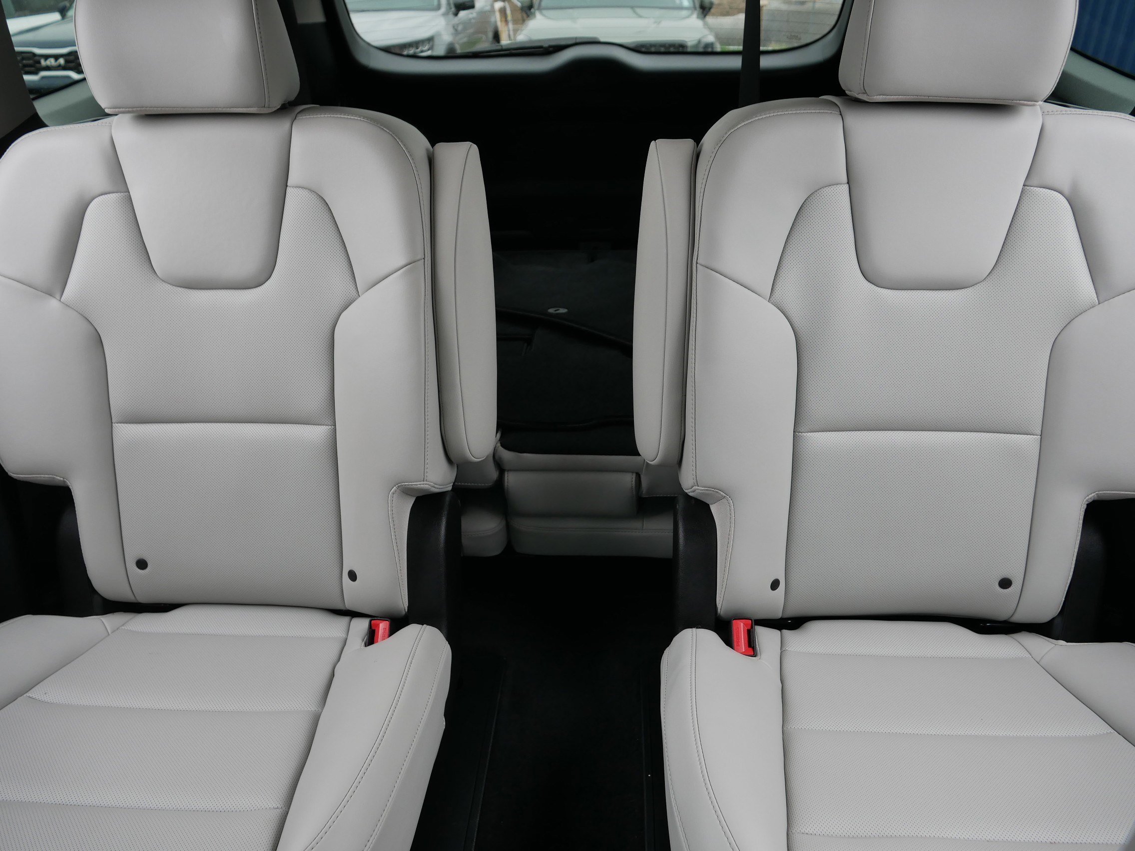 Certified 2024 Kia Telluride S image 13