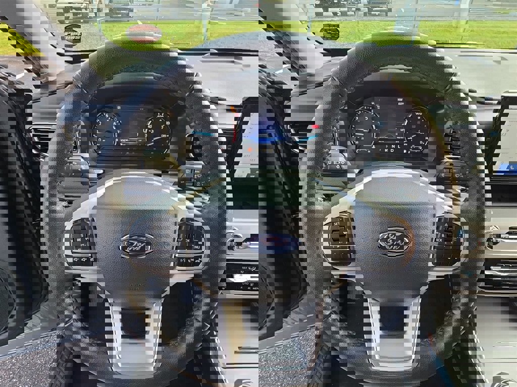 Used 2023 Ford Explorer XLT w/ Equipment Group 202A image 11