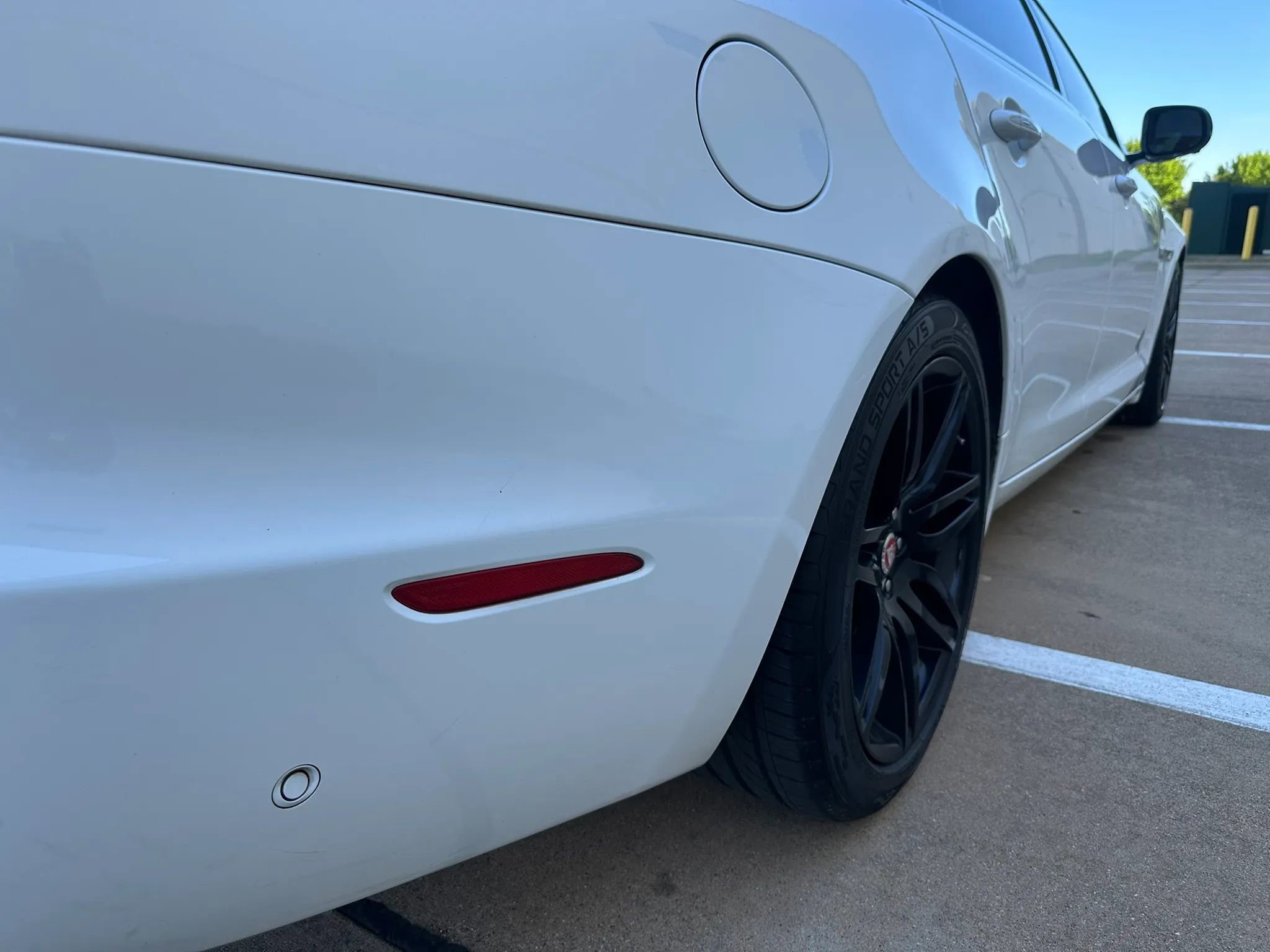 Used 2017 Jaguar XJ L Portfolio AWD/4WD image 10