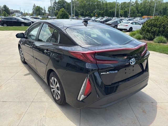 Used 2022 Toyota Prius Prime XLE FWD image 5