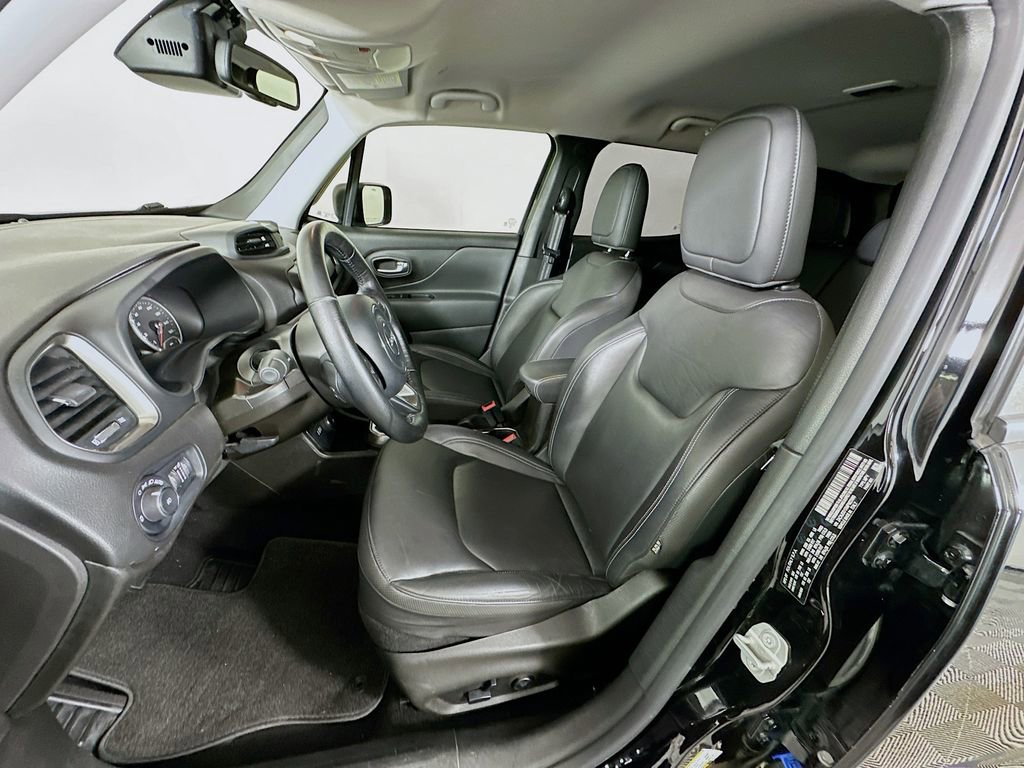 Used 2021 Jeep Renegade Limited AWD/4WD image 21