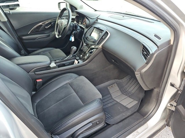 Used 2014 Buick LaCrosse Base image 24