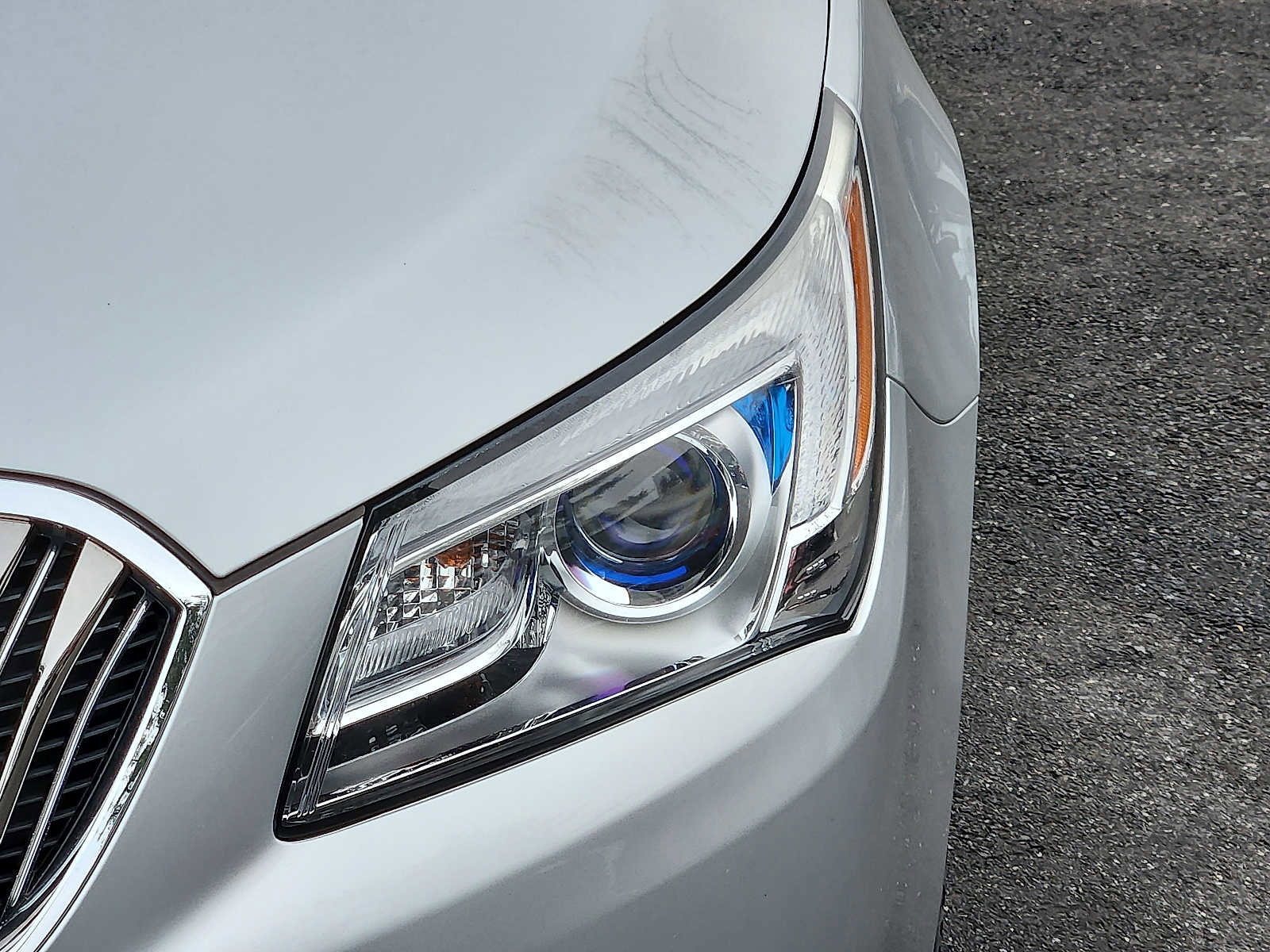 Used 2015 Buick LaCrosse Leather image 9