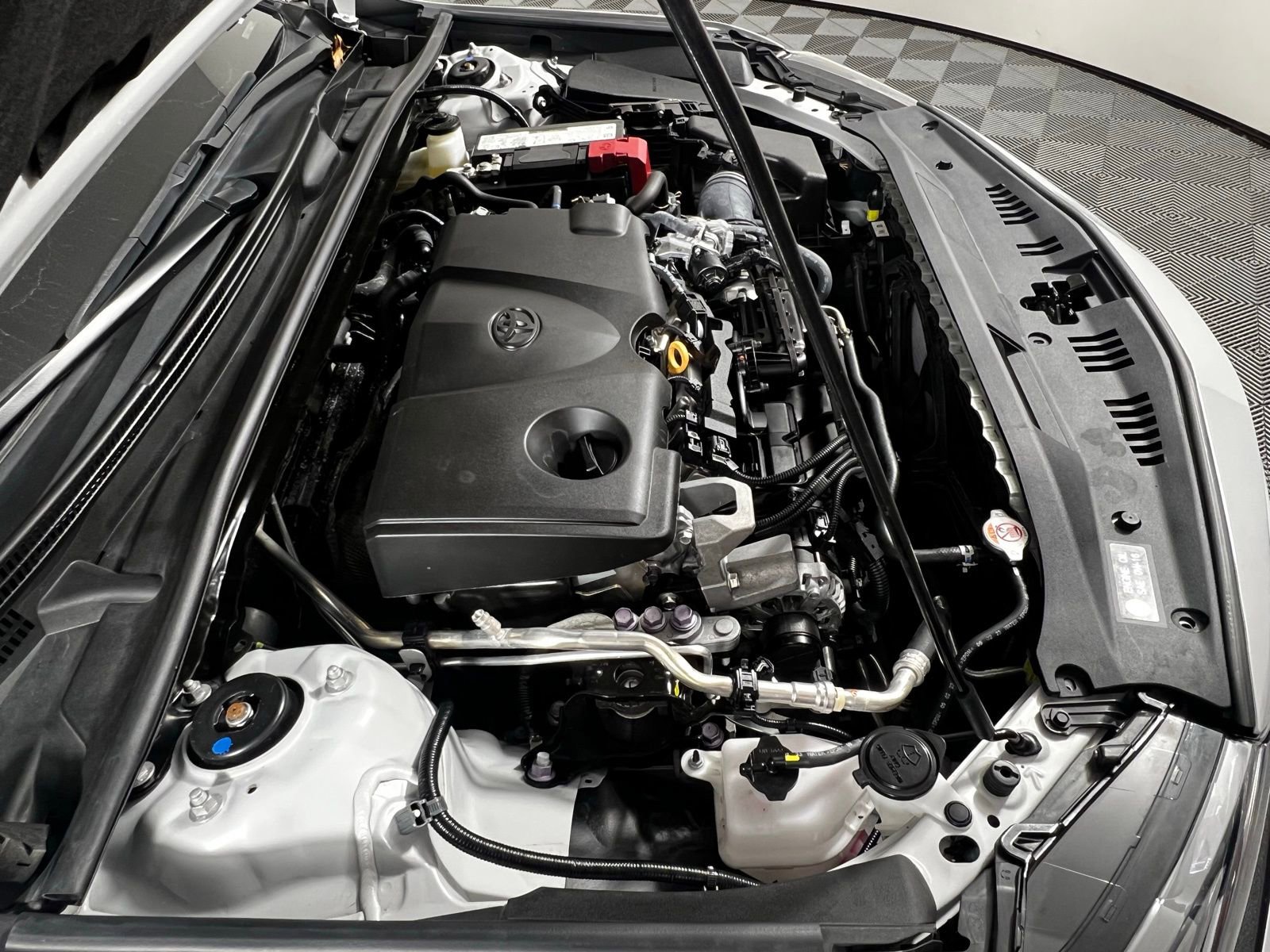 Used 2024 Toyota Camry XSE image 9