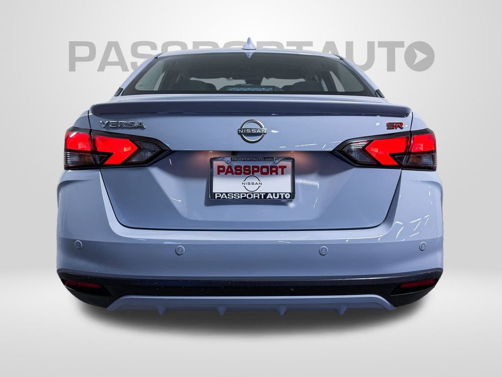 New 2025 Nissan Versa SR w/ Trunk Package FWD image 7