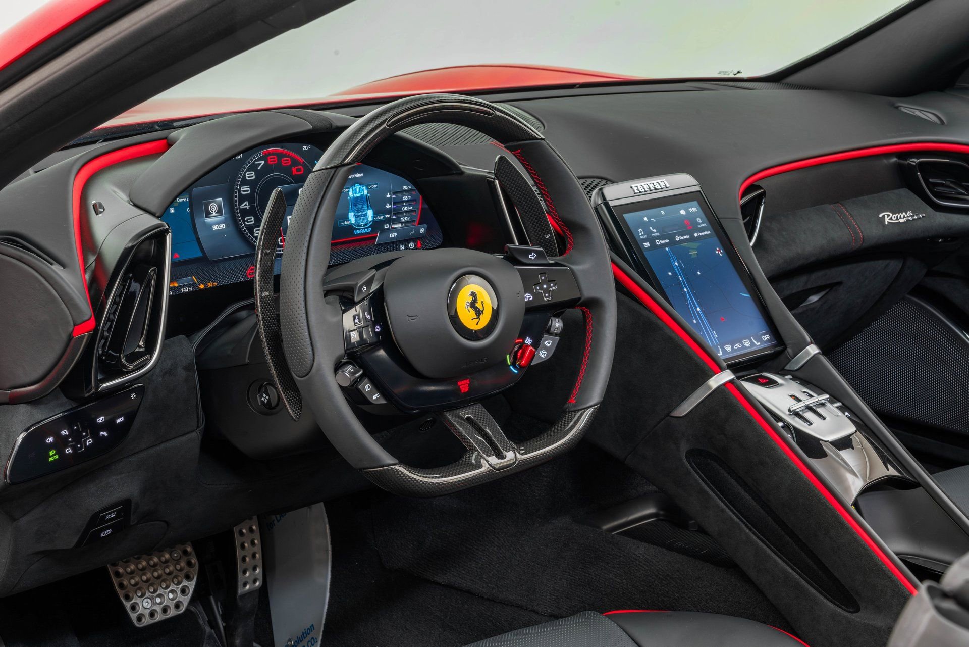 Certified 2025 Ferrari Roma Spider RWD image 4