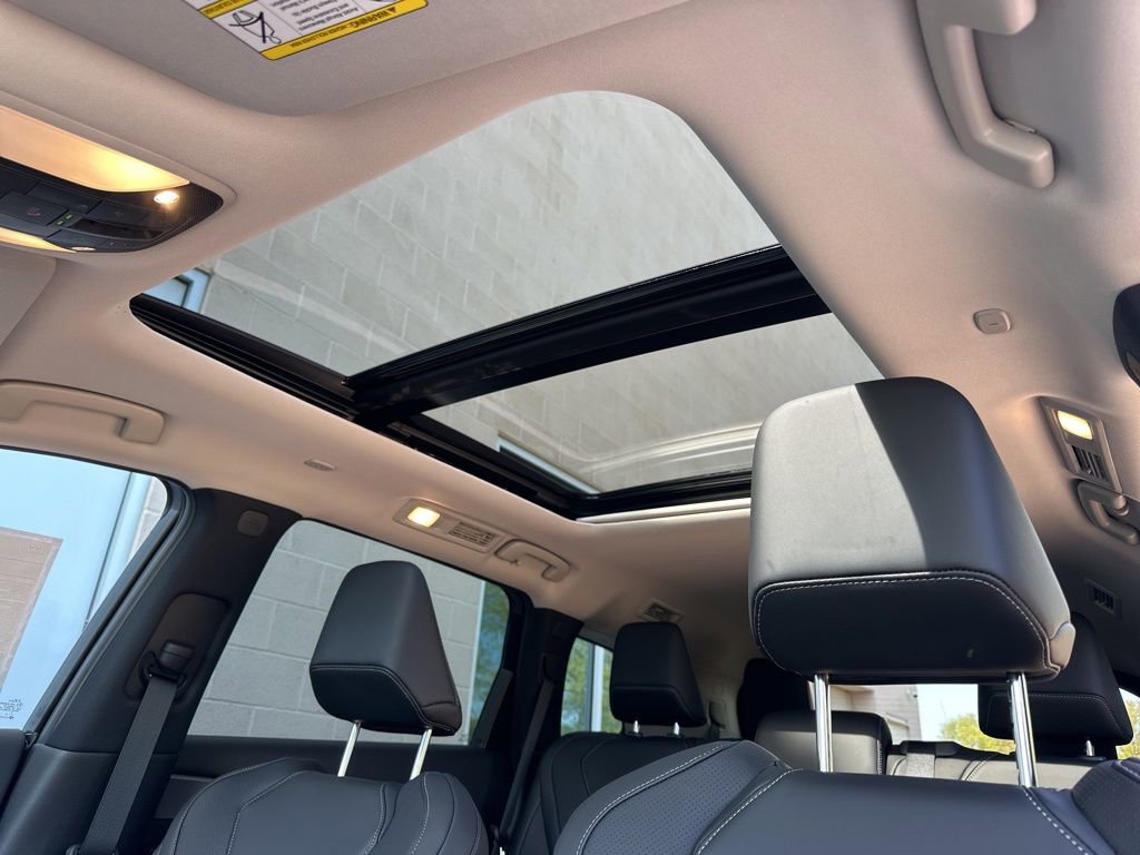New 2027 INFINITI QX60 Luxe w/ Cargo Package AWD/4WD image 39