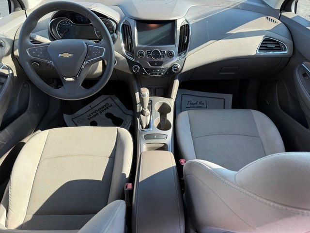 Used 2016 Chevrolet Cruze LT w/ Sun And Sound Package FWD image 12
