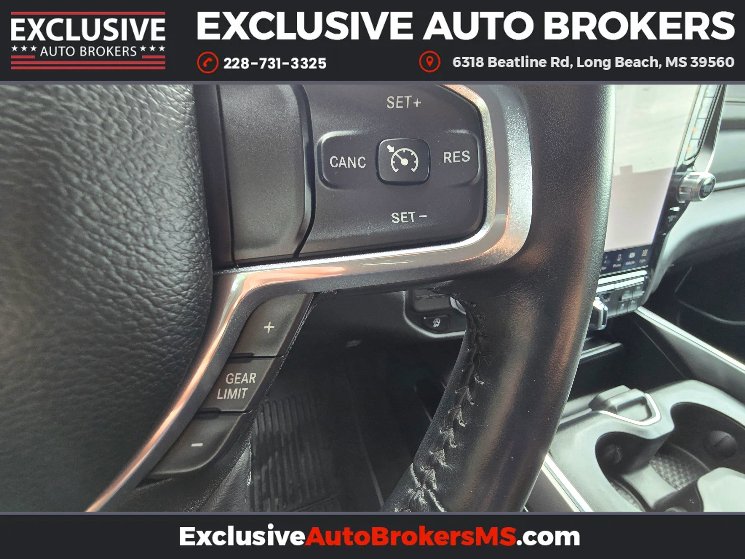 Used 2023 RAM 1500 Laramie image 32
