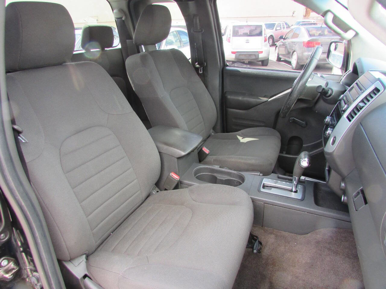 Used 2016 Nissan Frontier S RWD image 16