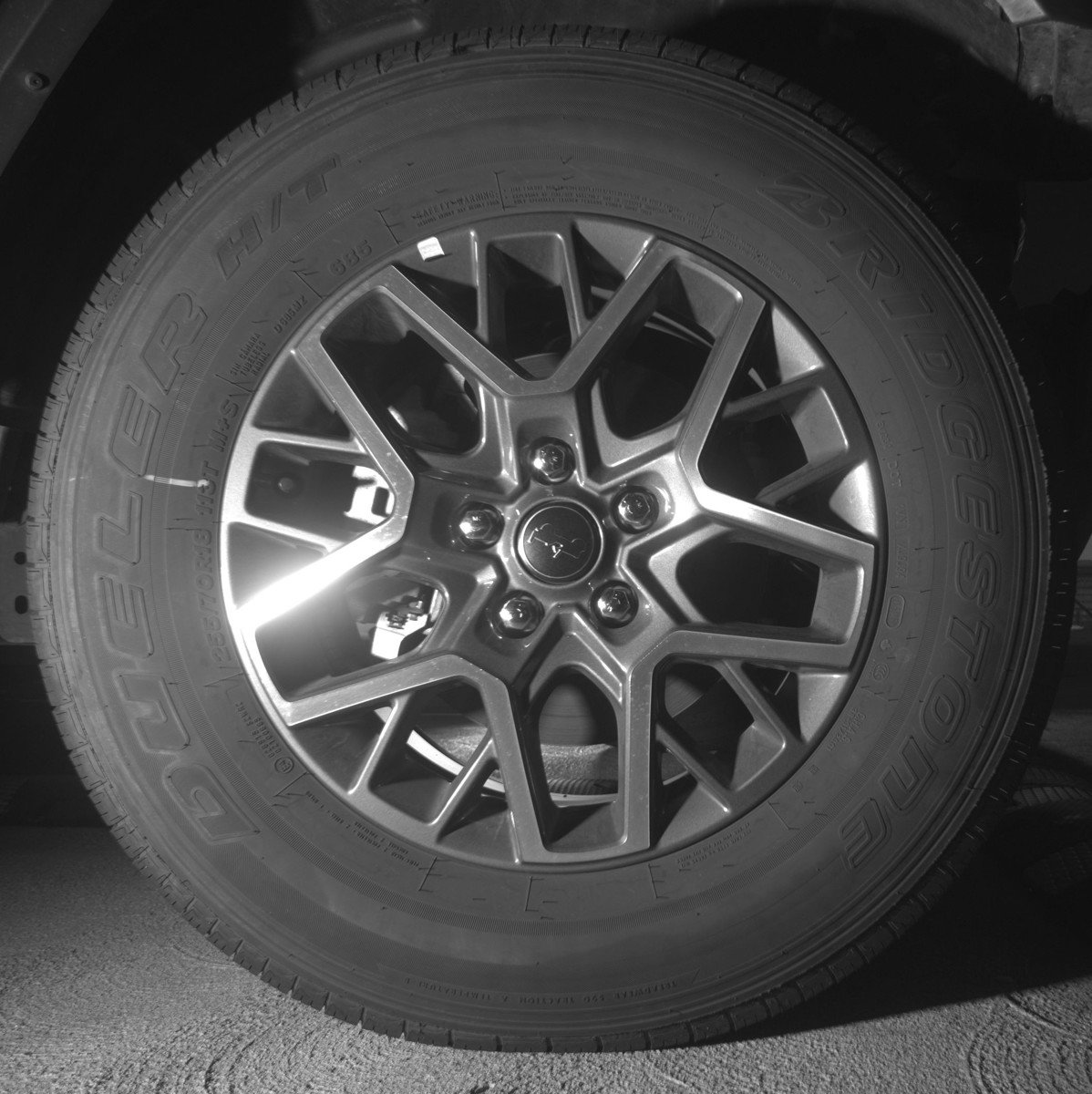 Used 2025 Jeep Wrangler Sahara image 13