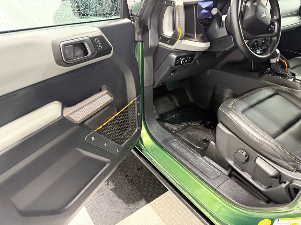 Used 2023 Ford Bronco Badlands w/ Sasquatch Package image 29