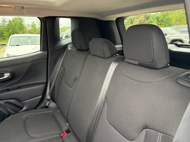 Used 2023 Jeep Renegade Altitude w/ Sun/Sound Group AWD/4WD image 23