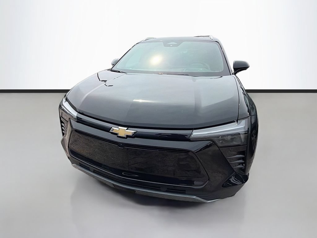 Used 2024 Chevrolet Blazer EV LT AWD/4WD image 2