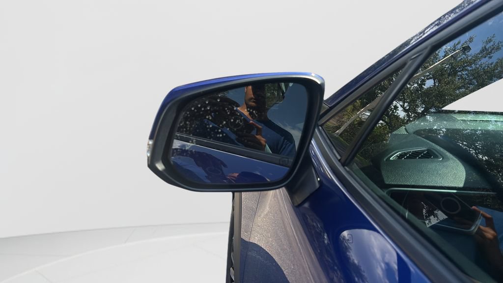 Used 2024 Toyota Corolla Cross AWD Hybrid image 24