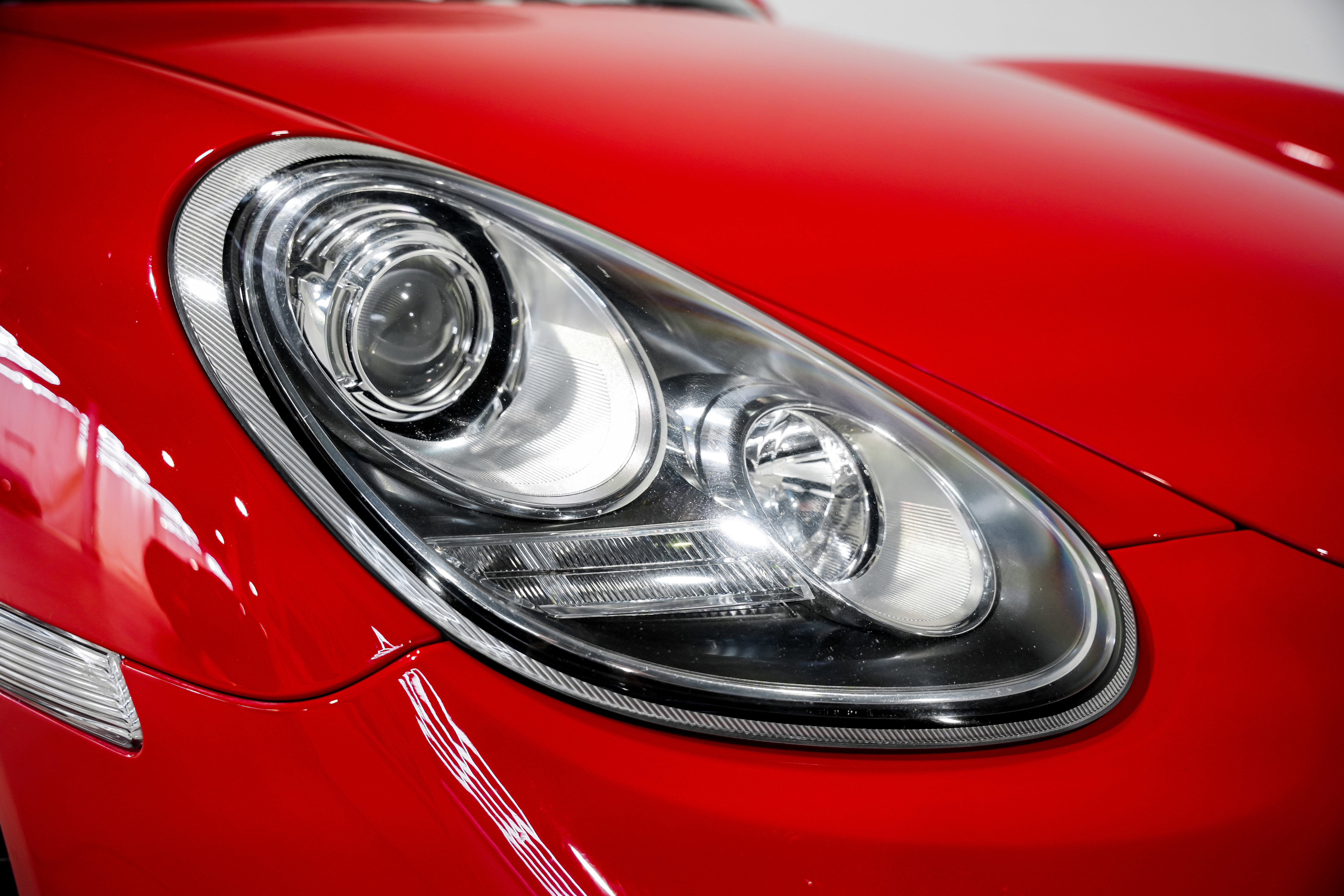 Used 2012 Porsche Cayman S image 33