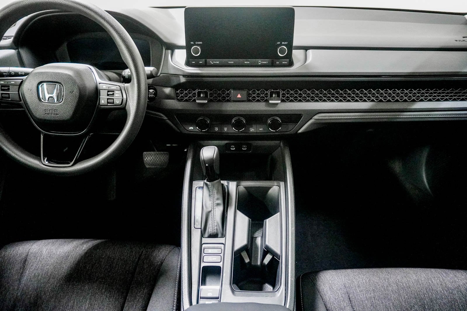 Certified 2025 Honda Accord SE image 22