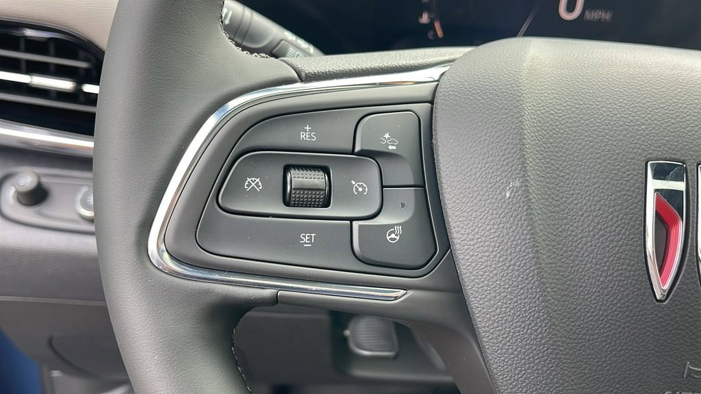 New 2025 Buick Envista Avenir image 24