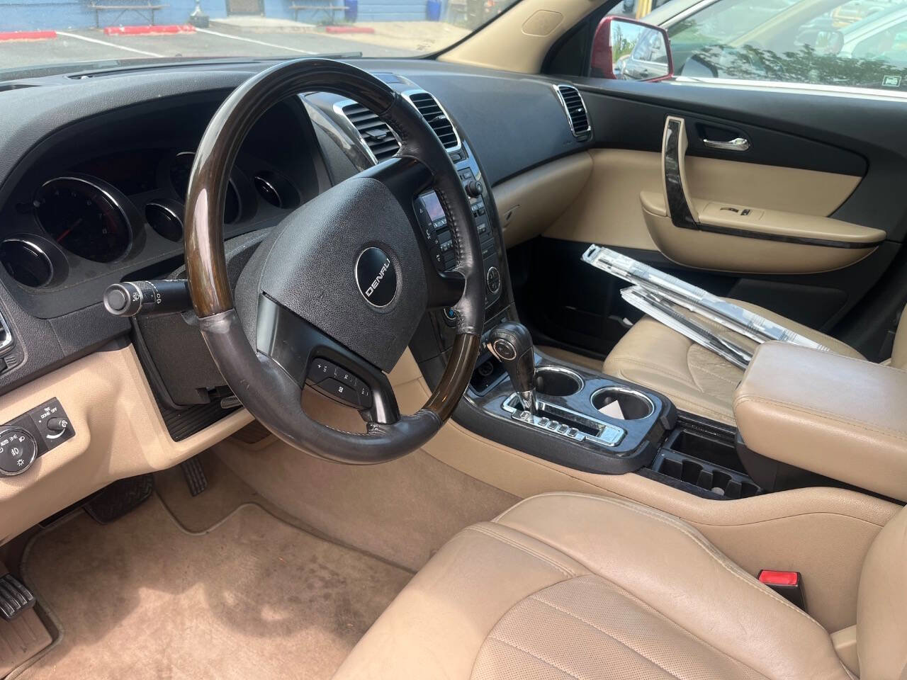 Used 2012 GMC Acadia Denali image 17