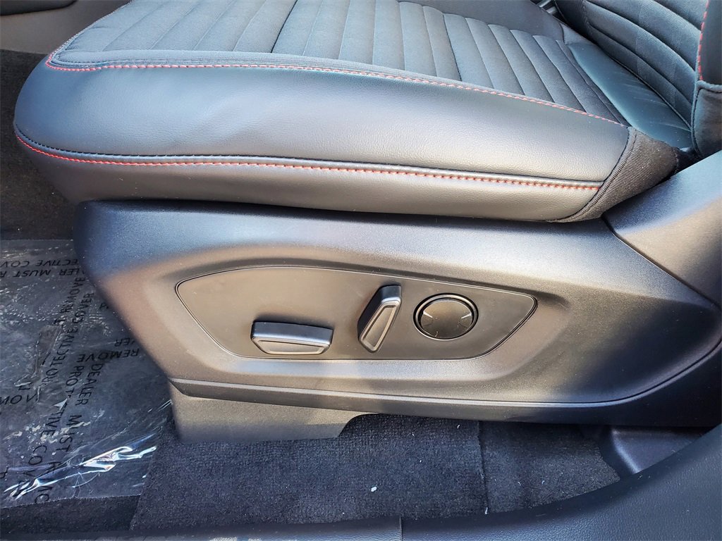 New 2026 Ford Explorer ST-Line image 7
