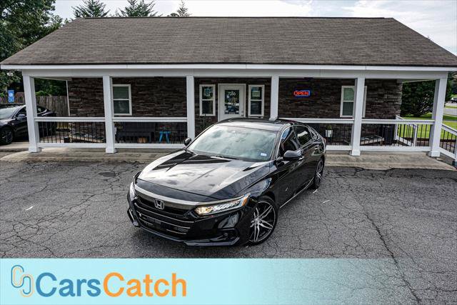 Used 2021 Honda Accord Touring image 2