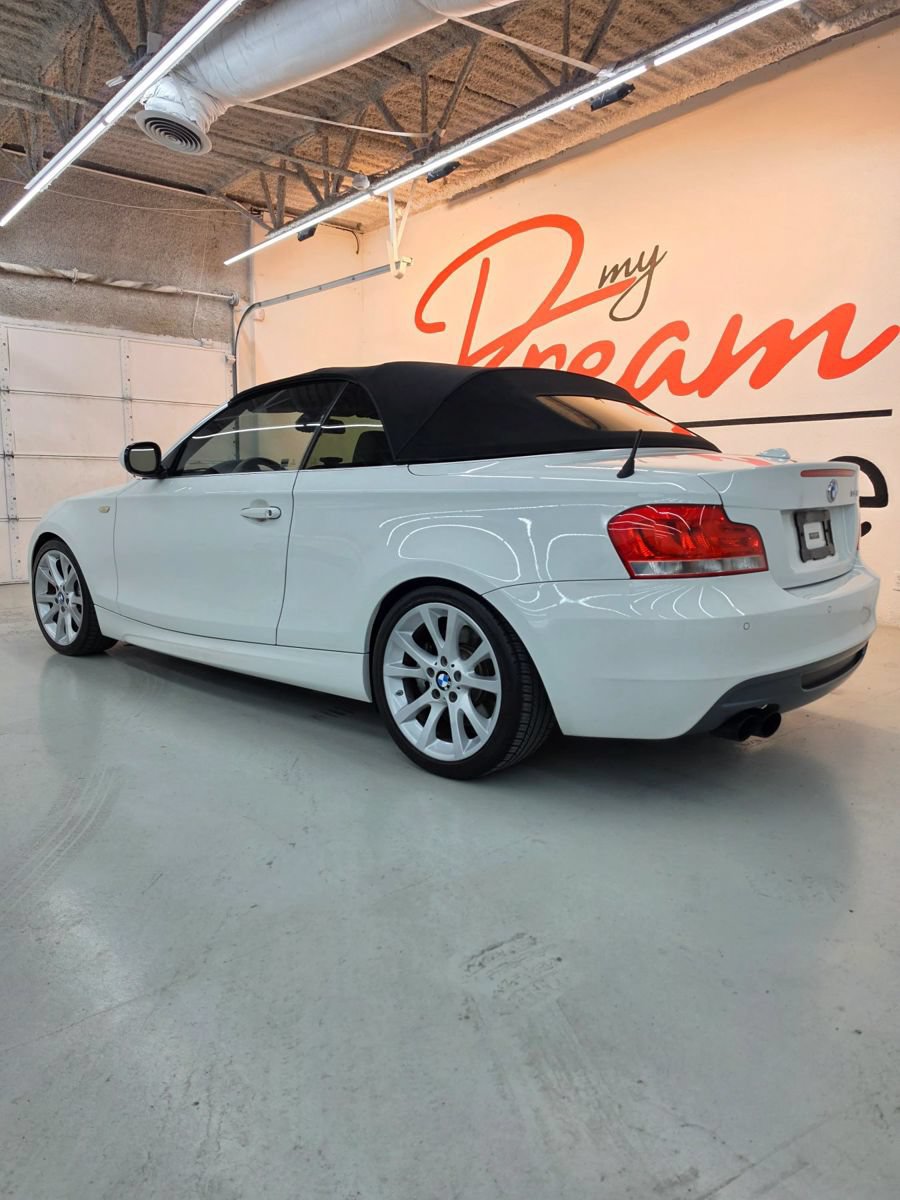 Used 2013 BMW 135i Convertible RWD image 10