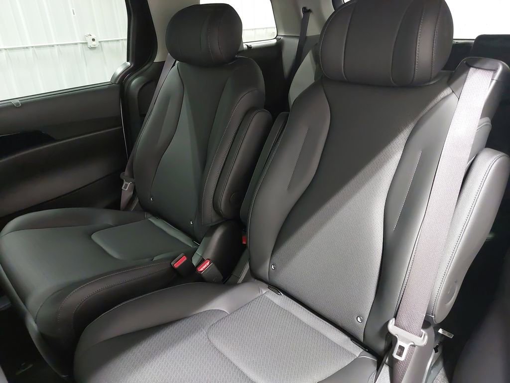 New 2026 Kia Carnival SX Prestige image 16