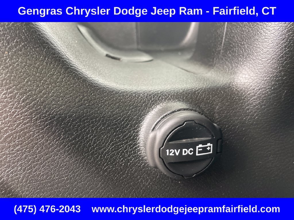 Certified 2023 Jeep Wrangler Unlimited w/ Sun & Screen Package AWD/4WD image 32