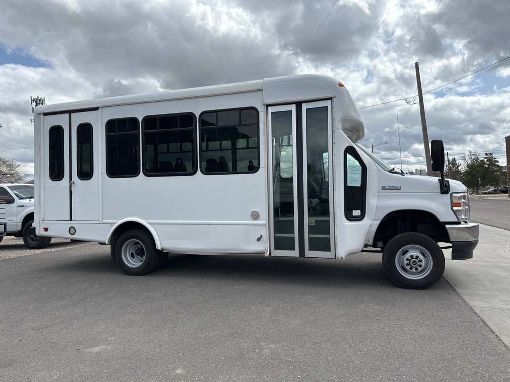 Used 2021 Ford E-350 and Econoline 350 Super Duty w/ Shuttle Bus Prep Package image 3