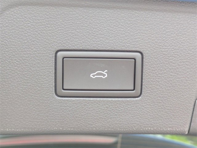 New 2026 Volkswagen Atlas SE image 14