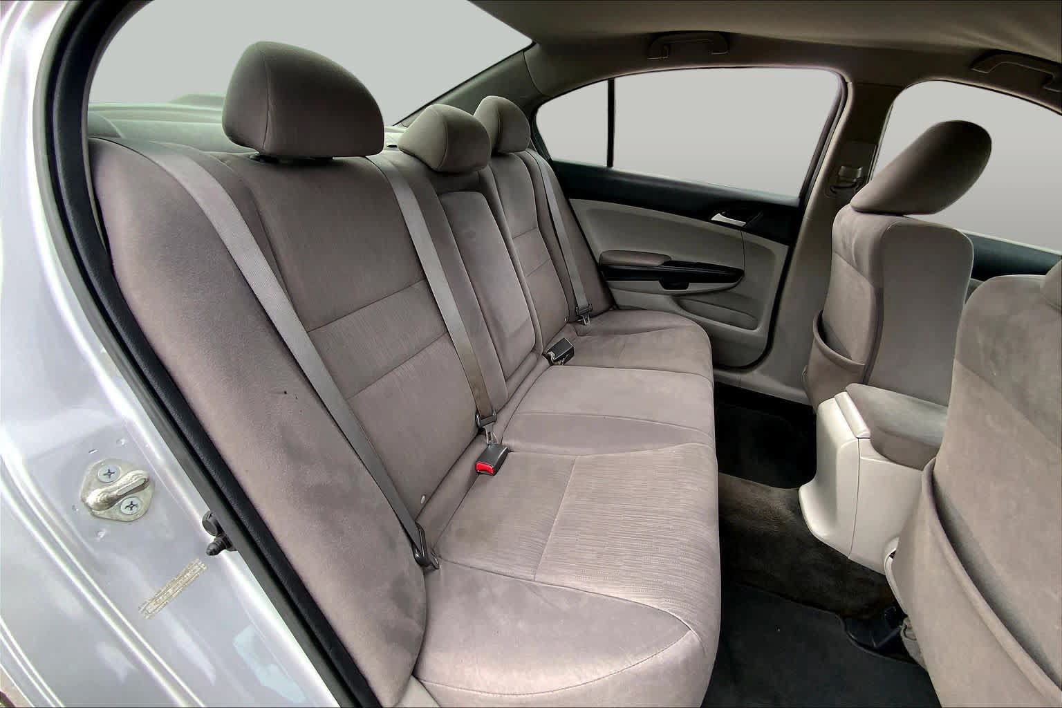 Used 2011 Honda Accord LX image 18