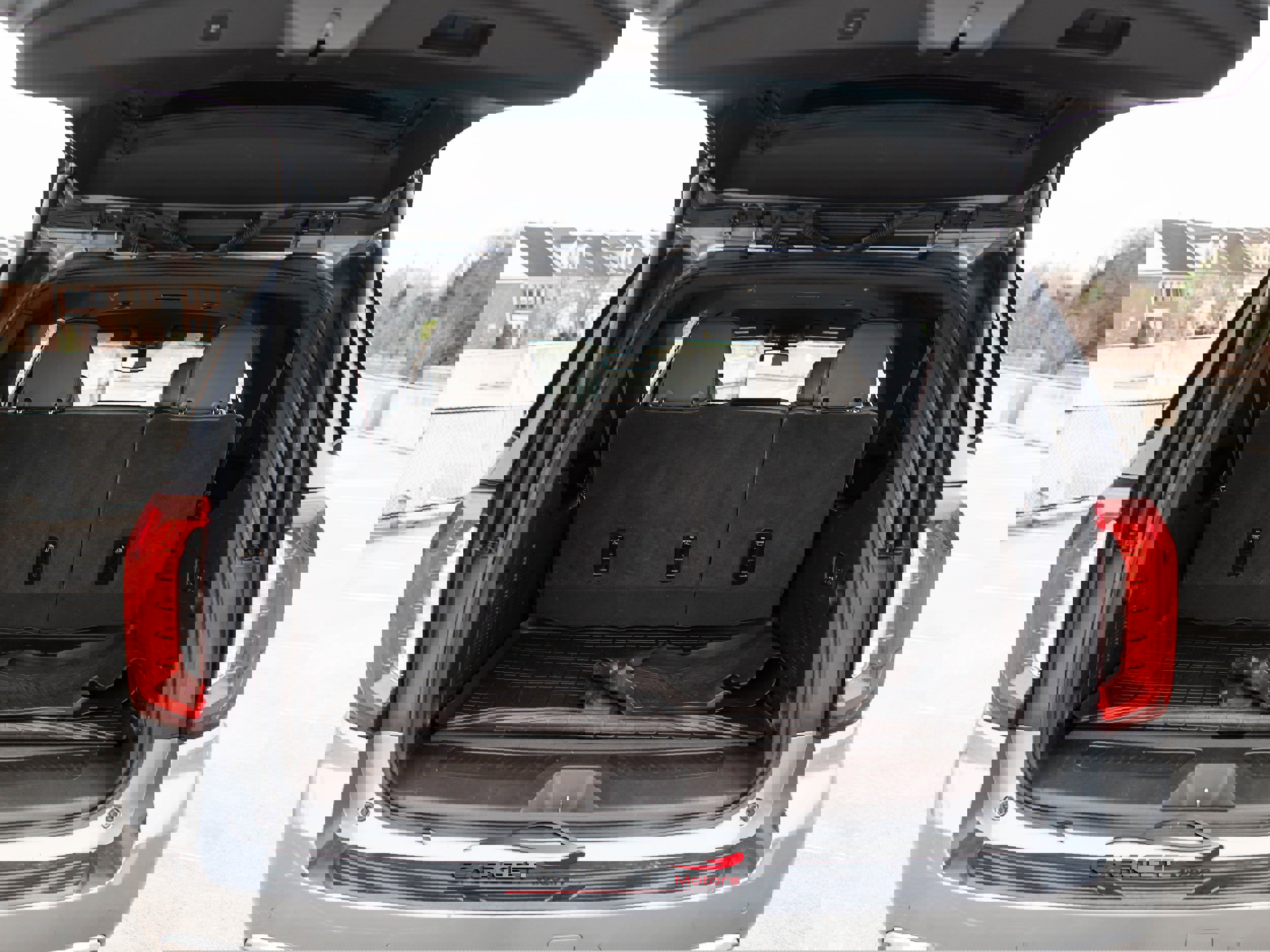 Used 2022 GMC Yukon XL SLT w/ SLT Luxury Package image 48