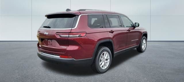 Used 2022 Jeep Grand Cherokee L Laredo w/ Luxury Tech Group I RWD image 3