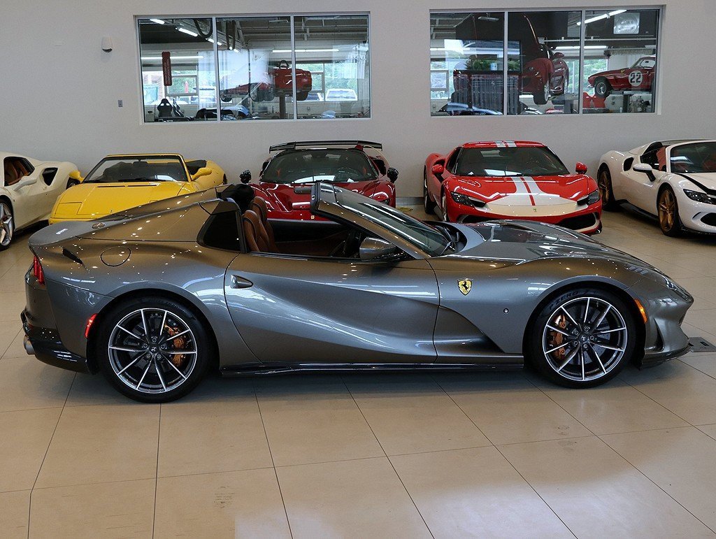 Certified 2021 Ferrari 812 GTS image 34