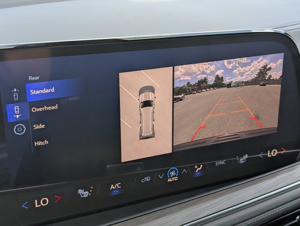 New 2025 Chevrolet Suburban LT w/ Comfort Package image 19