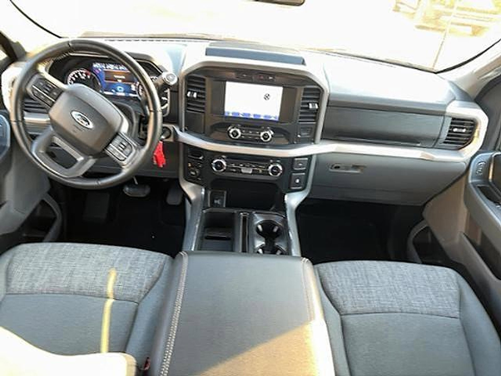 Used 2022 Ford F150 XLT w/ Equipment Group 301A Mid AWD/4WD image 9