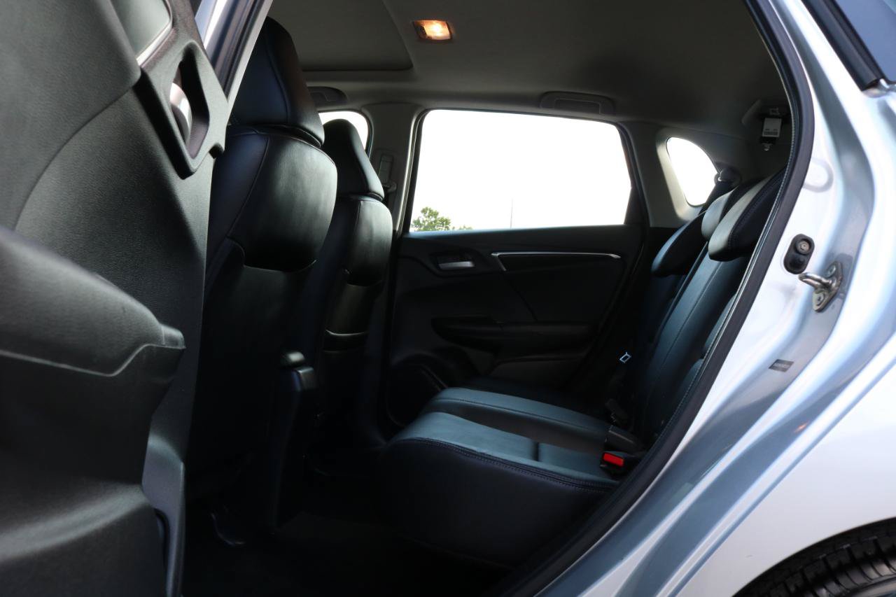 Used 2015 Honda Fit EX image 32
