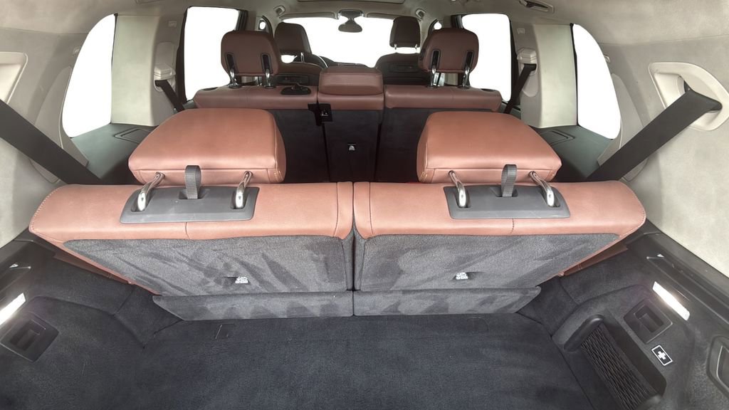 Used 2020 BMW X7 xDrive40i w/ Premium Package image 27