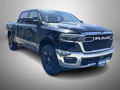 Used 2025 RAM 1500 Big Horn AWD/4WD image 3