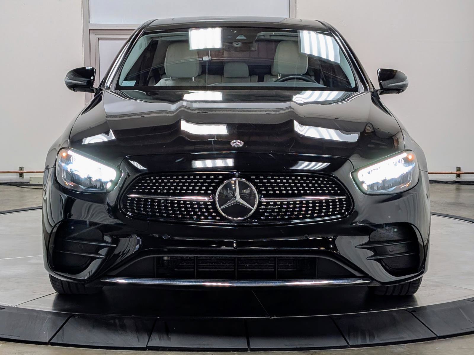 Used 2021 Mercedes-Benz E 450 4MATIC Sedan w/ Premium Package image 3