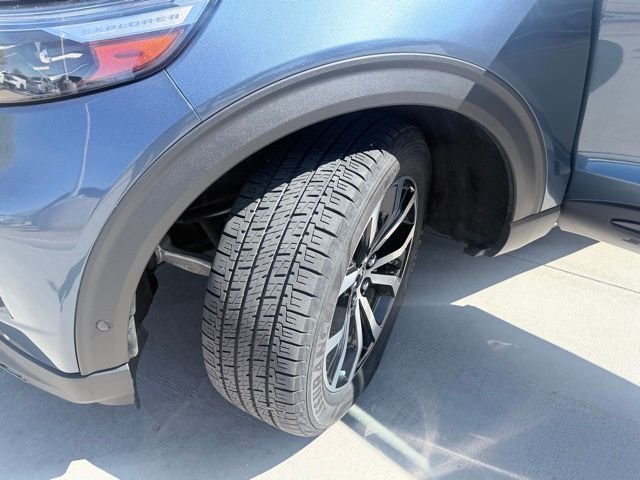 Used 2020 Ford Explorer ST w/ Premium Technology Package image 38