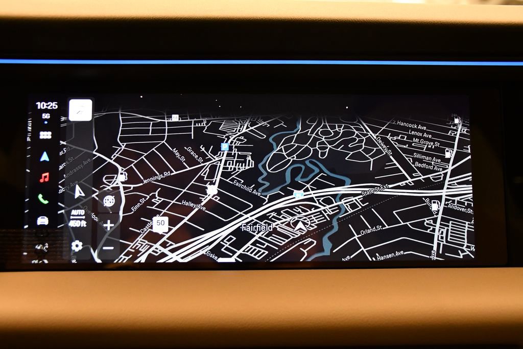 Used 2025 Porsche Macan 4S Electric image 29