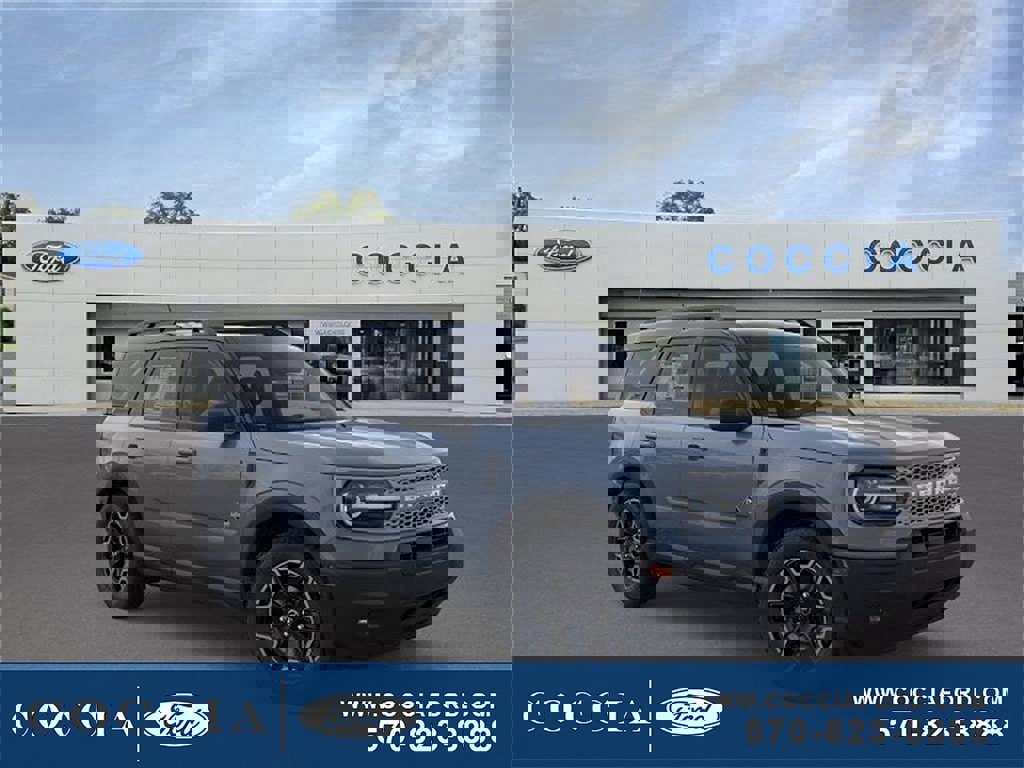 Used 2025 Ford Bronco Sport Outer Banks image 7