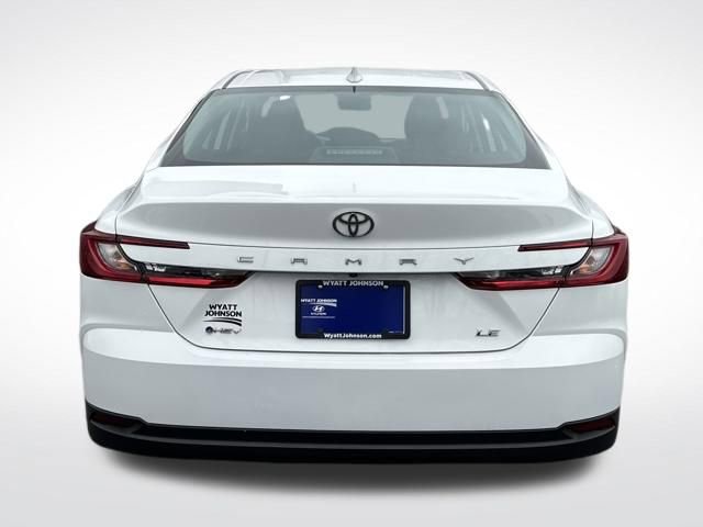 Used 2025 Toyota Camry LE FWD image 4