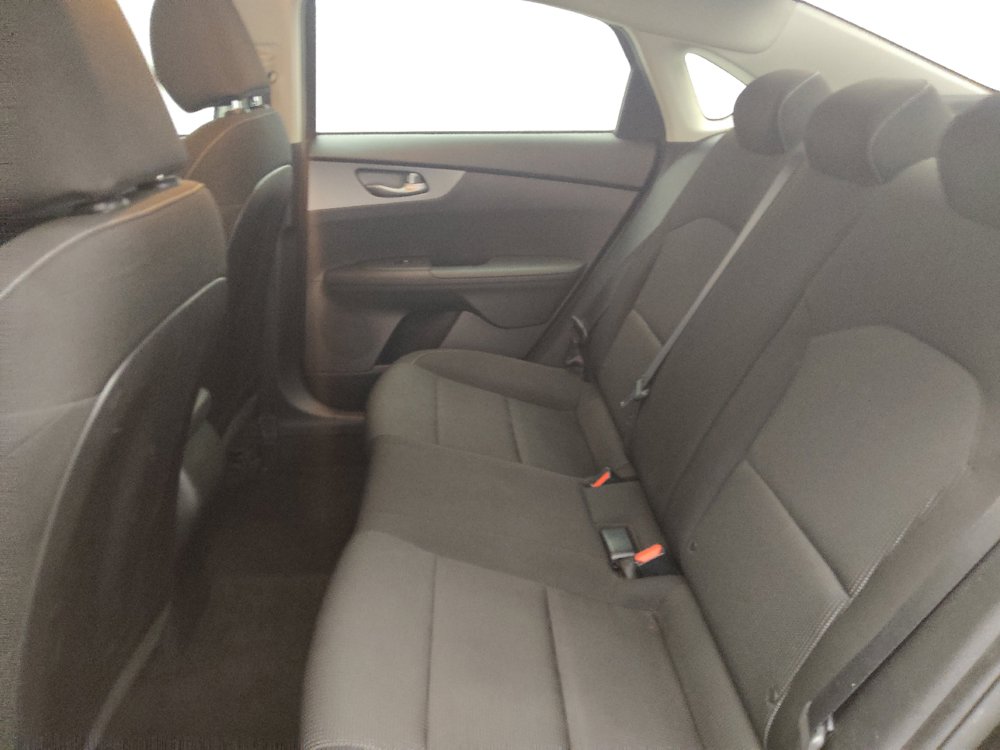 Used 2021 Kia Forte LXS FWD image 18