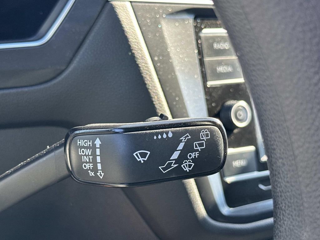 Used 2022 Volkswagen Tiguan S image 20