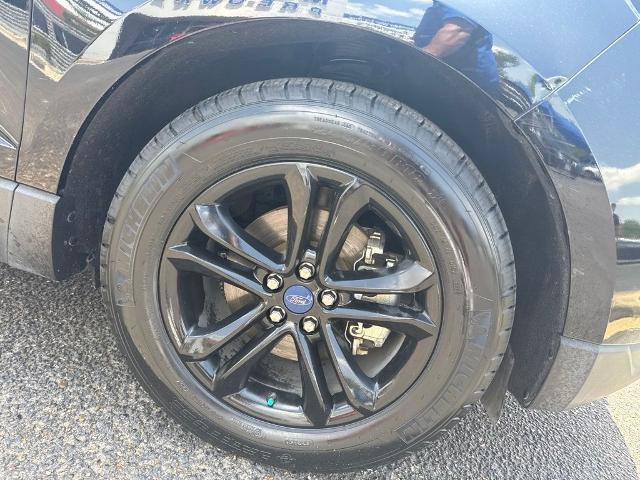 Certified 2019 Ford Edge SEL FWD image 8