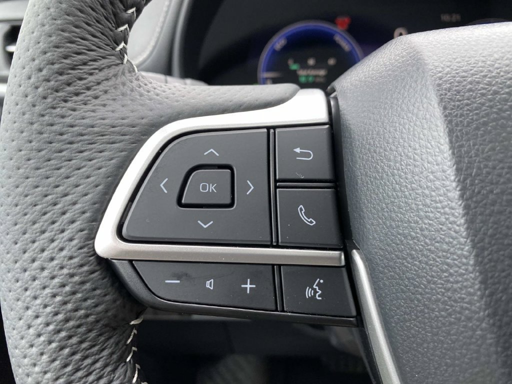 New 2026 Toyota Sienna XSE AWD/4WD image 16