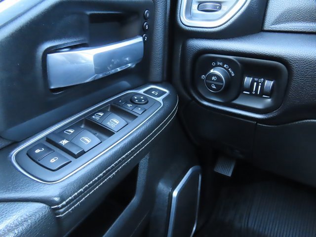 Used 2021 RAM 3500 Laramie image 31